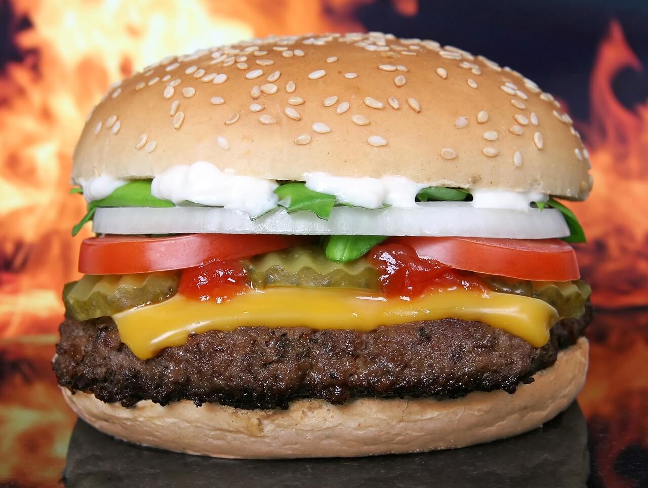 Guía del Asador: ¿Cuál es el mejor corte de carne para hamburguesas?
