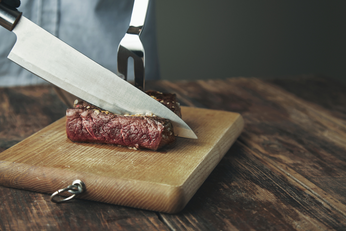 como cortar la carne